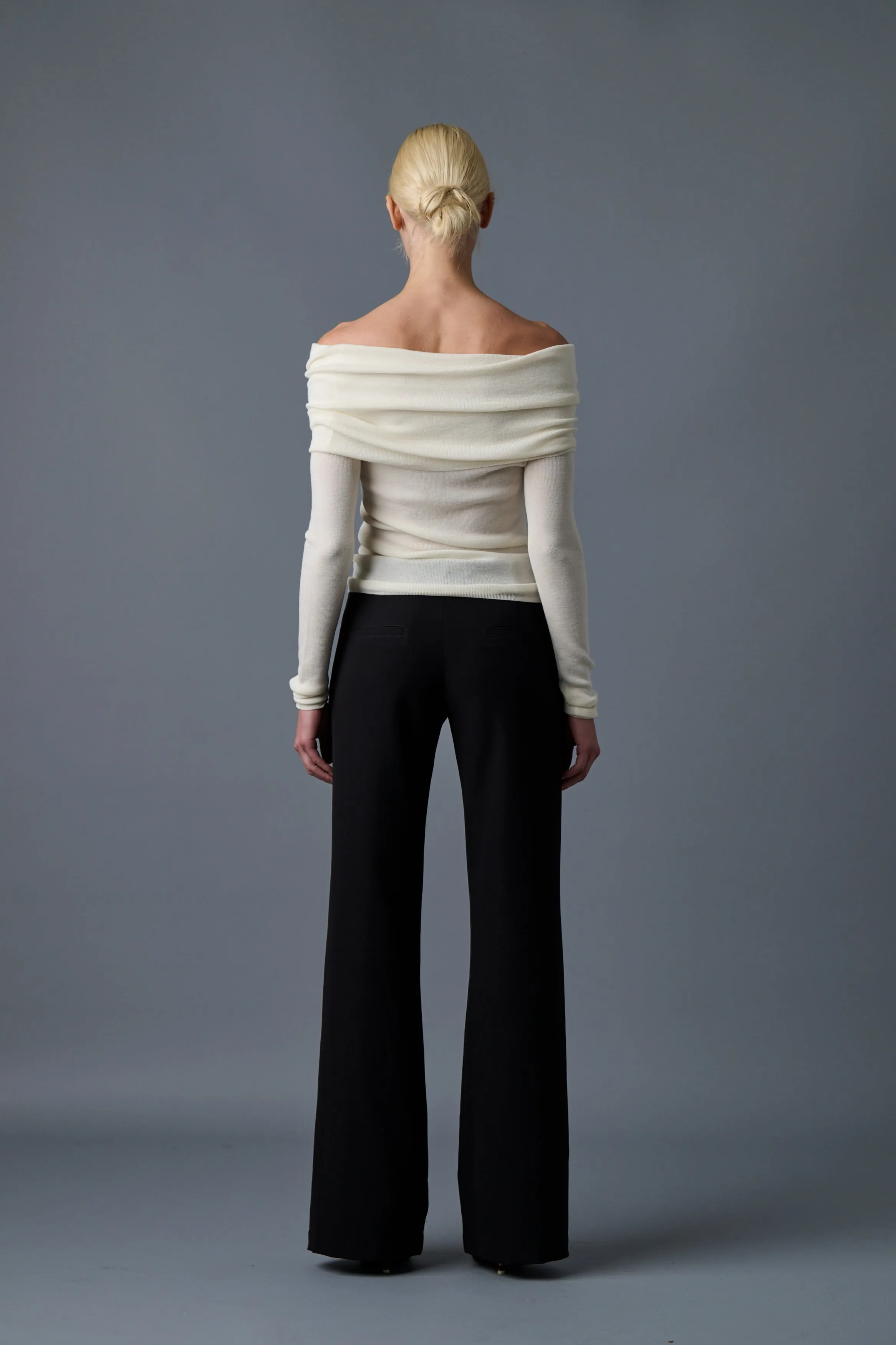 Clavicle Sweater Ivory