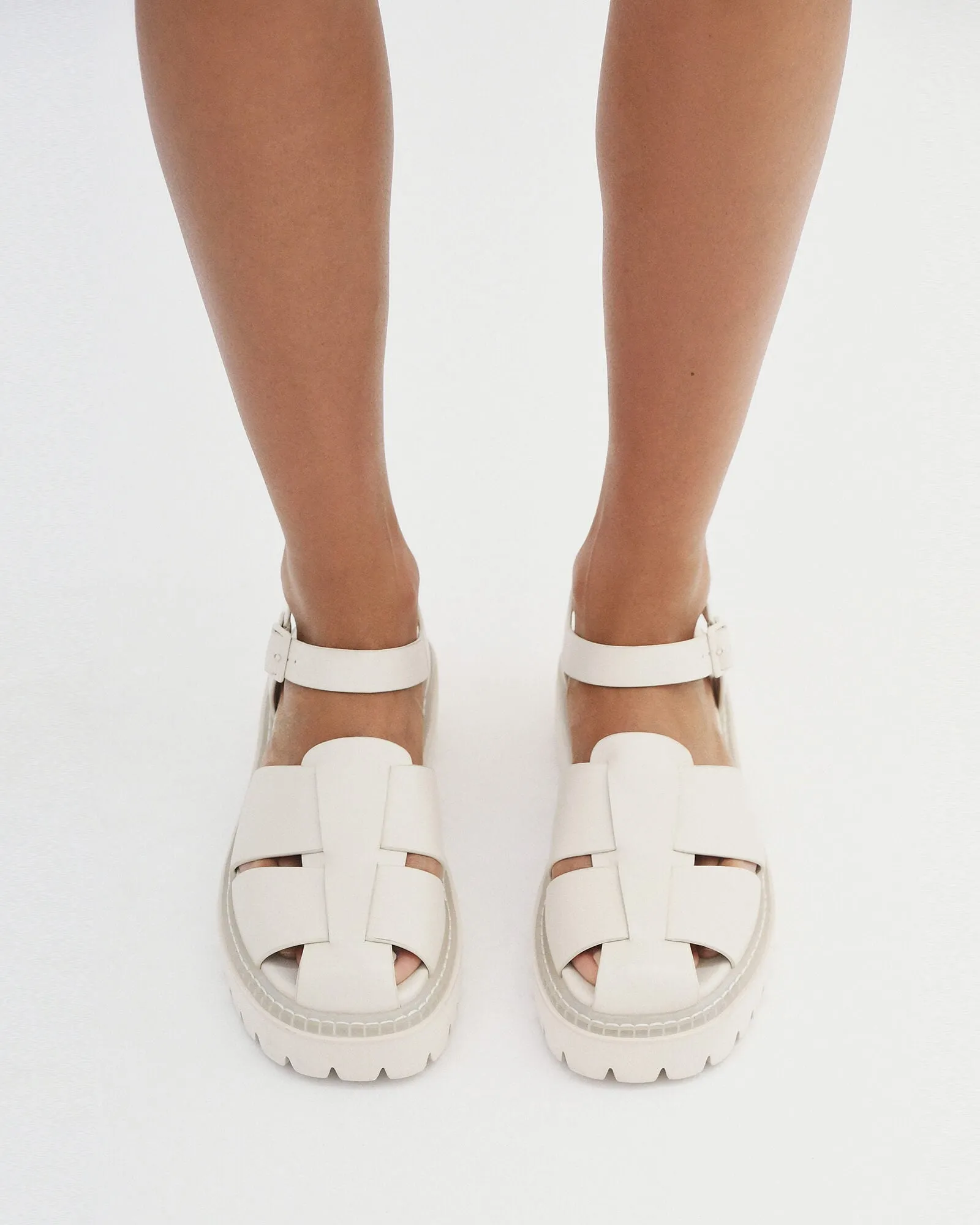 KENDO CASUAL FLATS OFF WHITE LEATHER