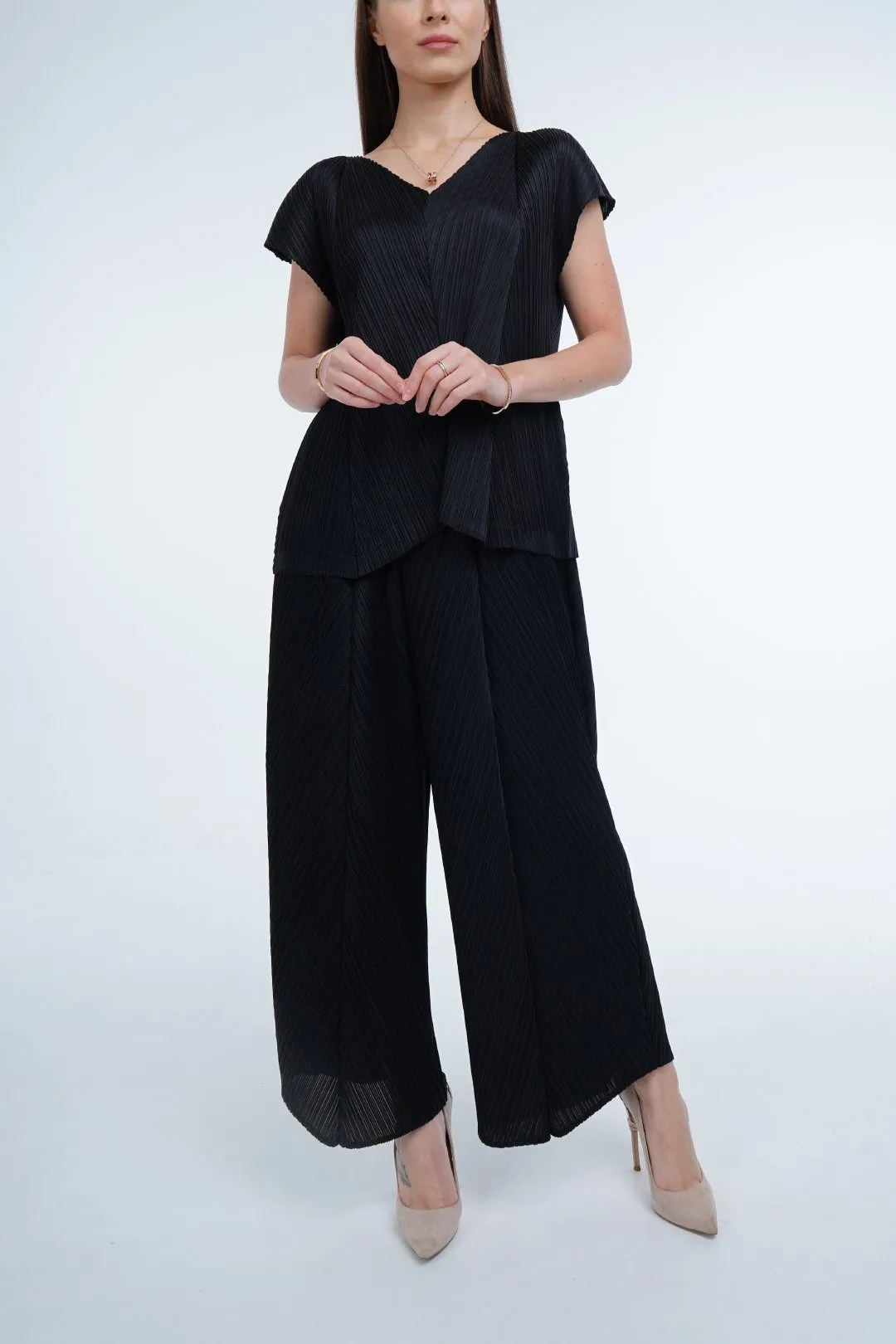 Madeline Short Sleeve with Loose Straight Pants Set