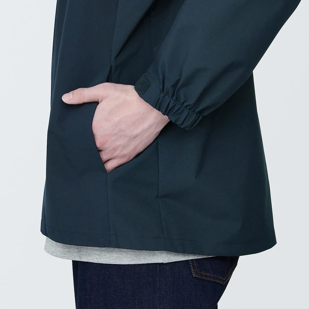 Water Repellent Hooded Jacket